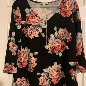 3/4 sleeve floral top
